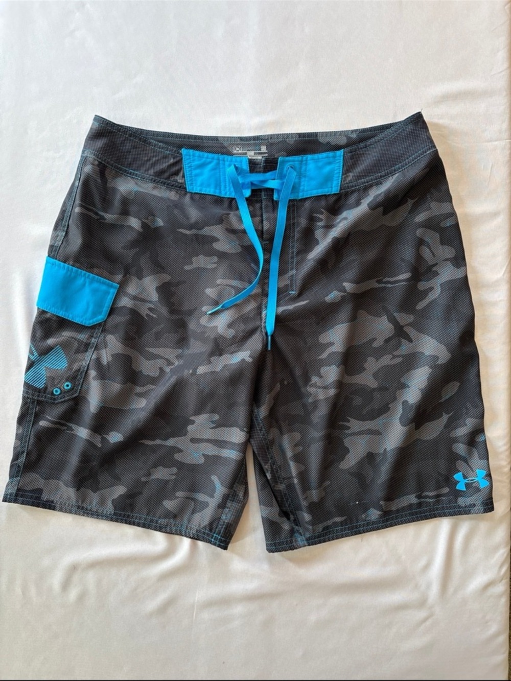 Under Armour Men’s Black Camo Swim Board Shorts with Blue Accents